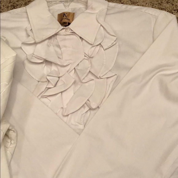 2 white blouses 1 new w tags - Picture 2 of 3